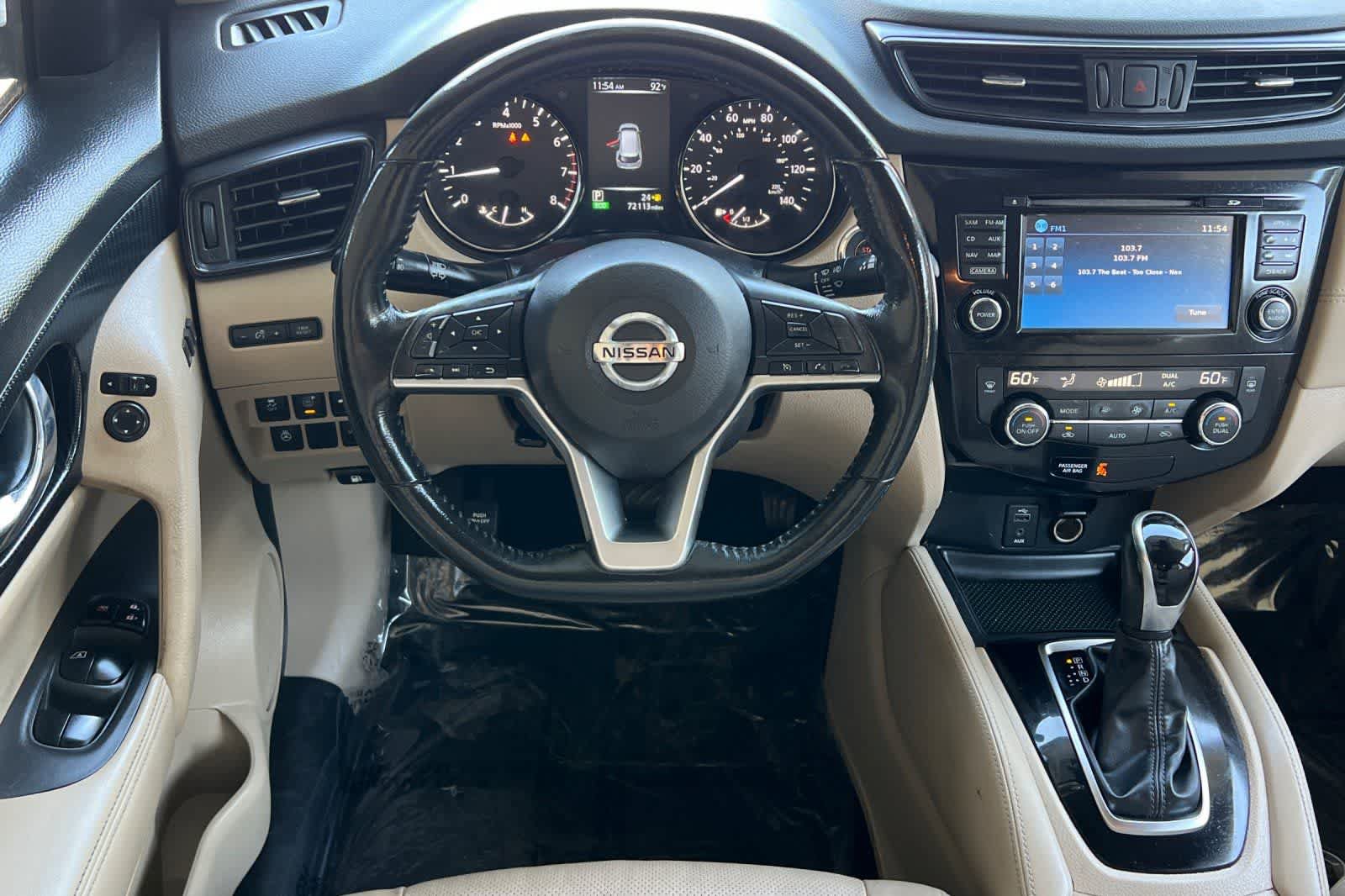 Used 2017 Nissan Rogue SL FWD image 16