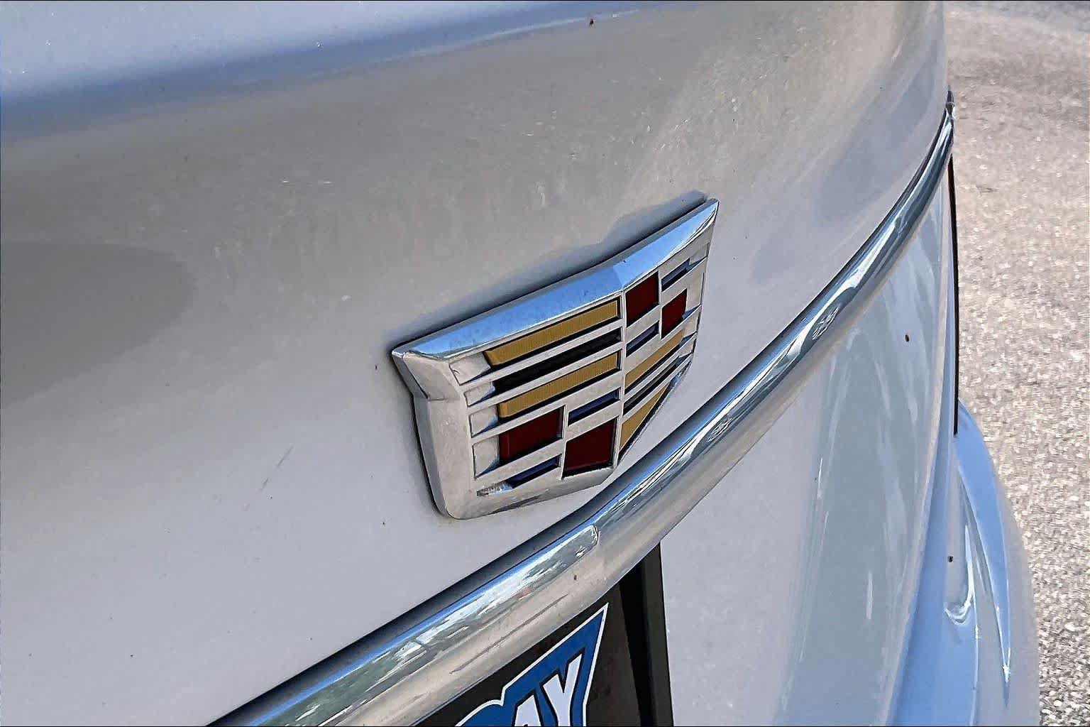 Used 2023 Cadillac CT5 Luxury w/ Cold Weather Package RWD image 17