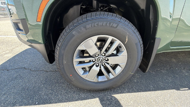 New 2026 Nissan Frontier SV w/ Tow Package AWD/4WD image 10