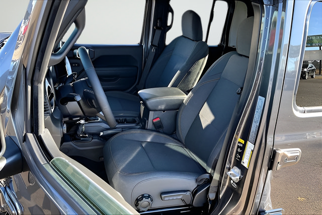 New 2026 Jeep Gladiator Sport AWD/4WD image 10