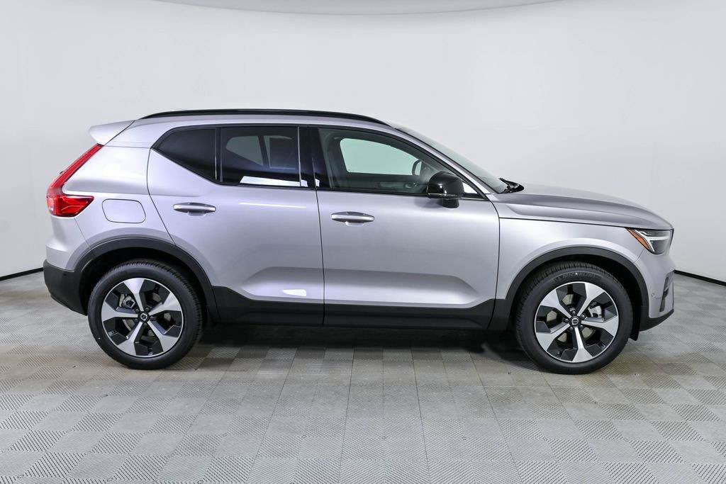 New 2026 Volvo XC40 B5 Plus w/ Protection Package Premier AWD/4WD image 26