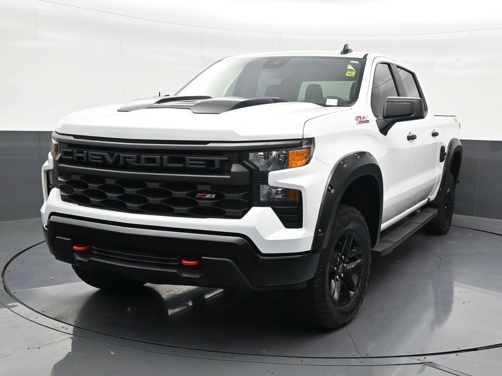 Used 2024 Chevrolet Silverado 1500 Custom Trail Boss AWD/4WD image 9