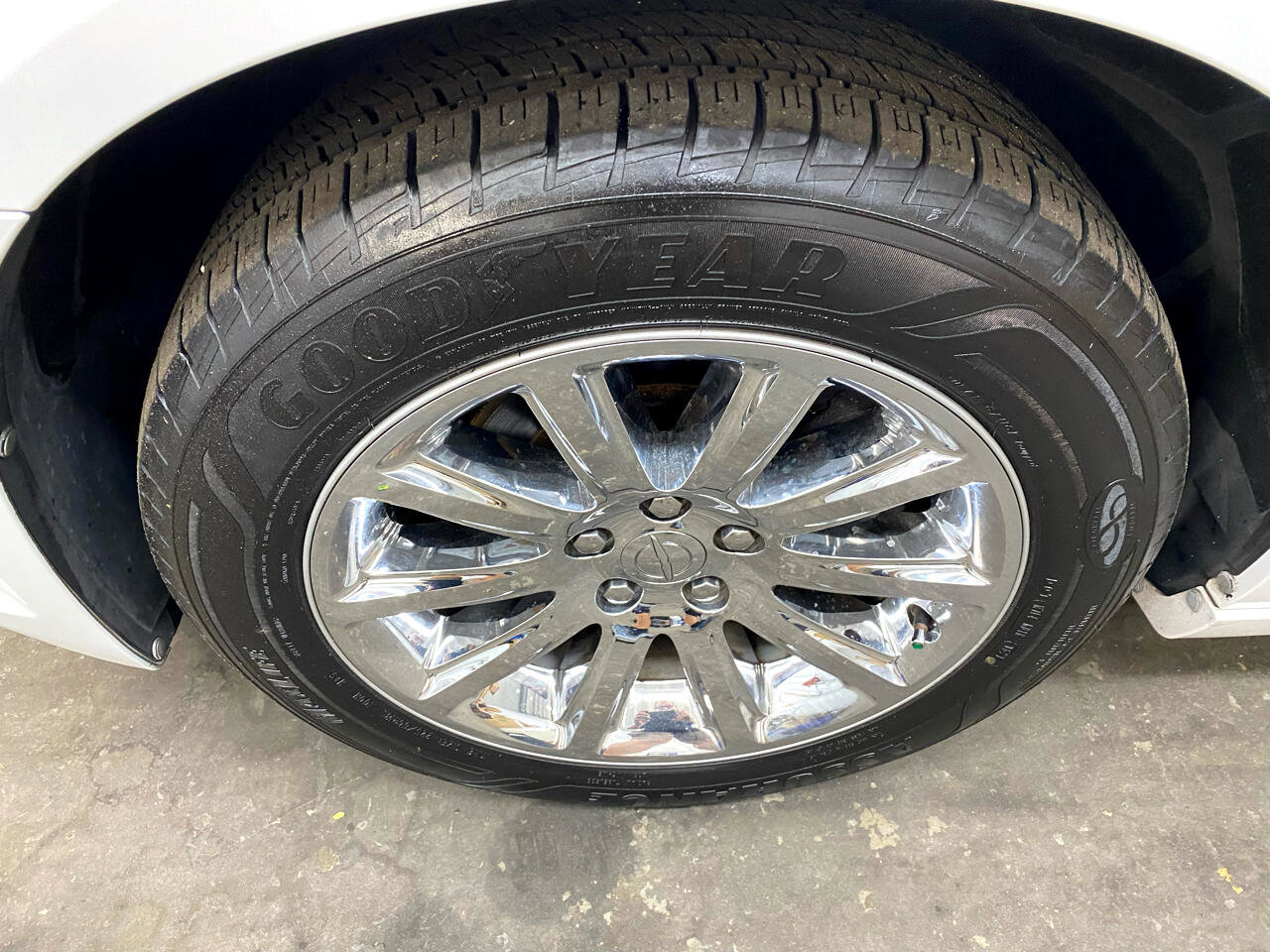 Used 2011 Chrysler 300 Limited w/ Luxury Group image 61