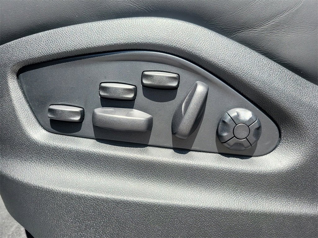 New 2025 Porsche Cayenne E-Hybrid Coupe image 28