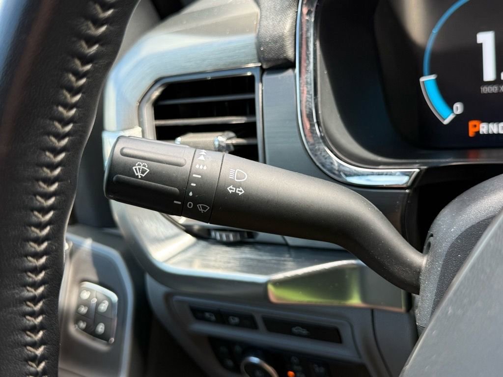 Used 2021 Ford F150 Lariat w/ Equipment Group 501A Mid image 21