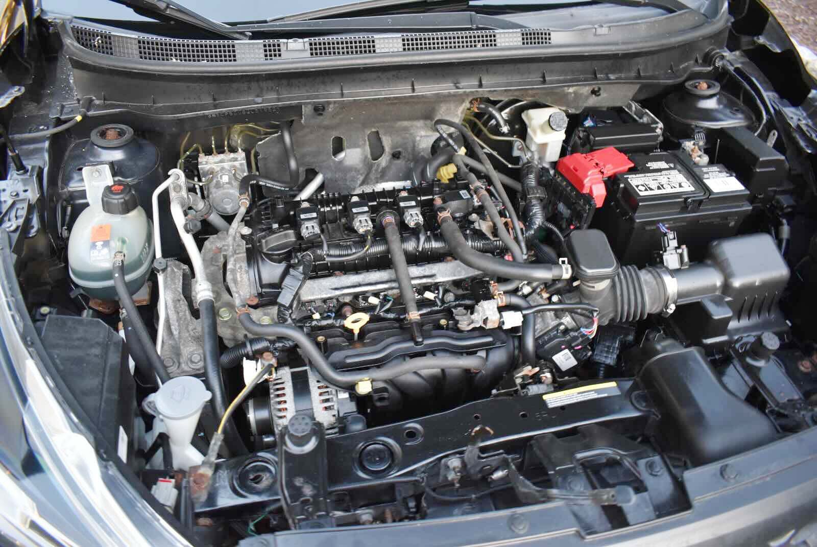 Used 2018 Nissan Kicks S FWD image 29