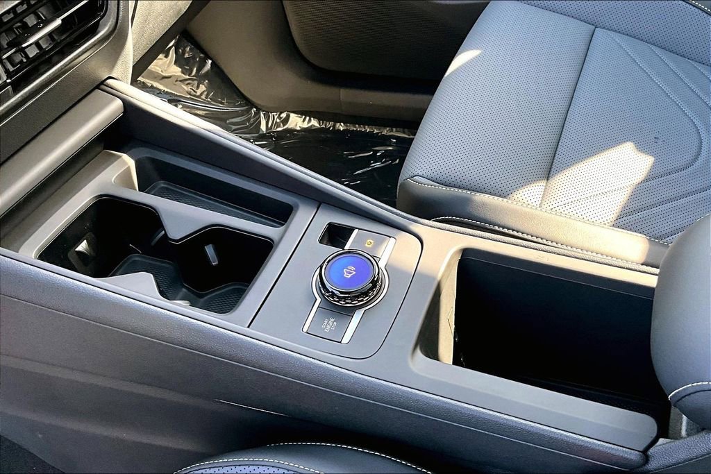 New 2026 Volkswagen Tiguan SE R-Line image 18