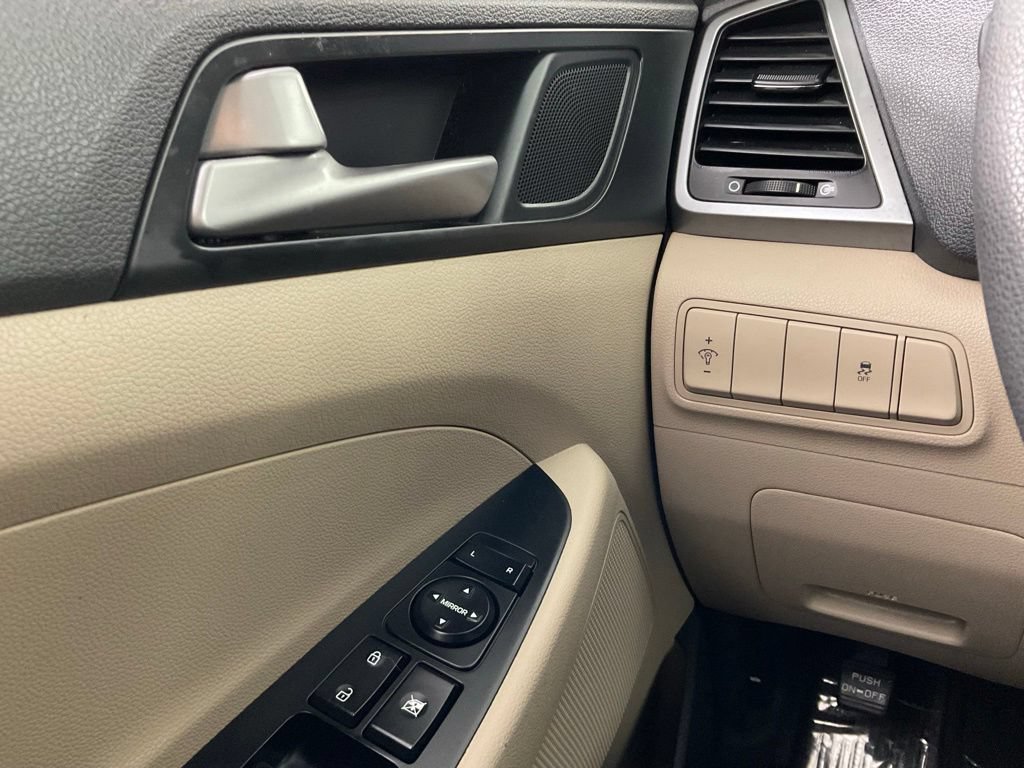 Used 2018 Hyundai Tucson SE FWD image 19