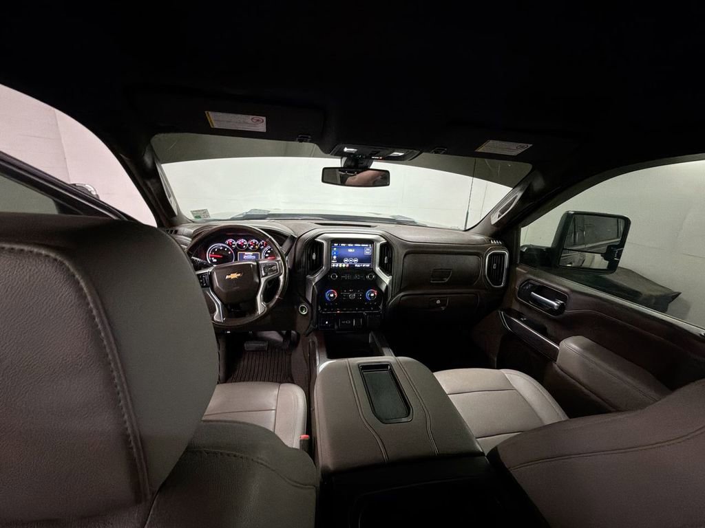 Used 2022 Chevrolet Silverado 2500 LTZ AWD/4WD image 19