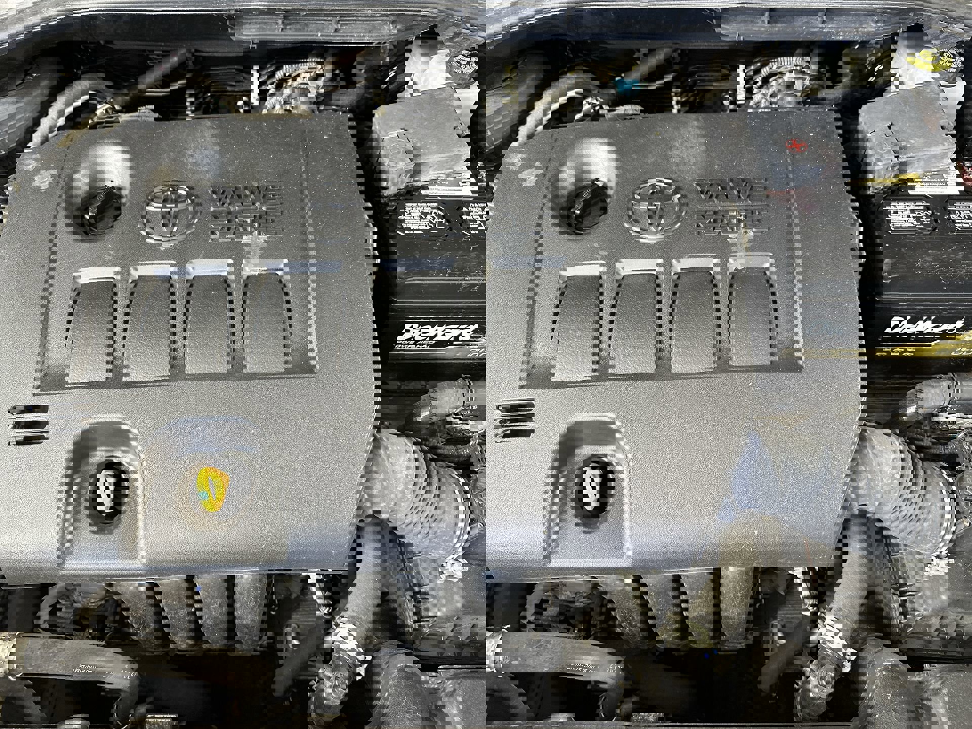 Used 2021 Toyota C-HR LE image 31