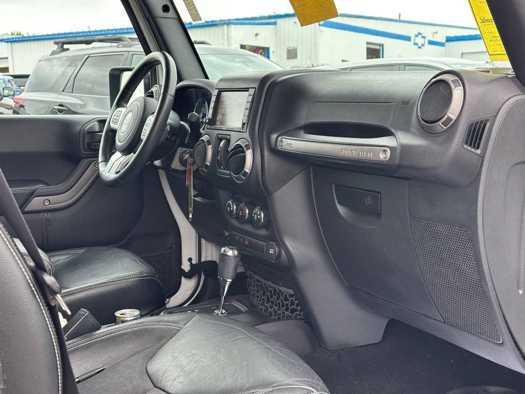 Used 2016 Jeep Wrangler Unlimited Sport AWD/4WD image 13