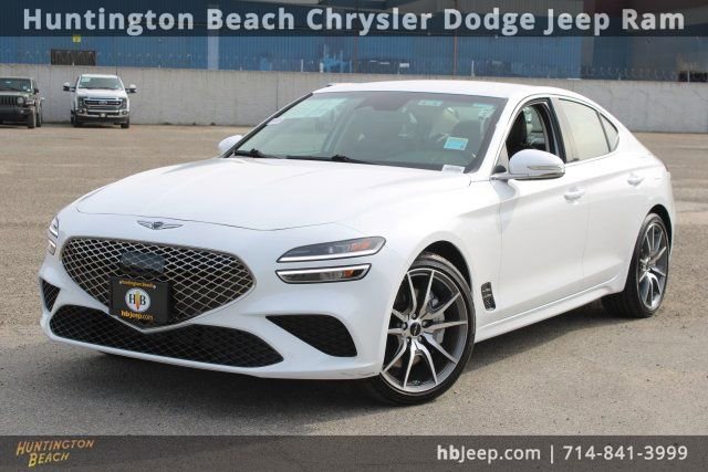 Used 2025 Genesis G70 2.5T image 9