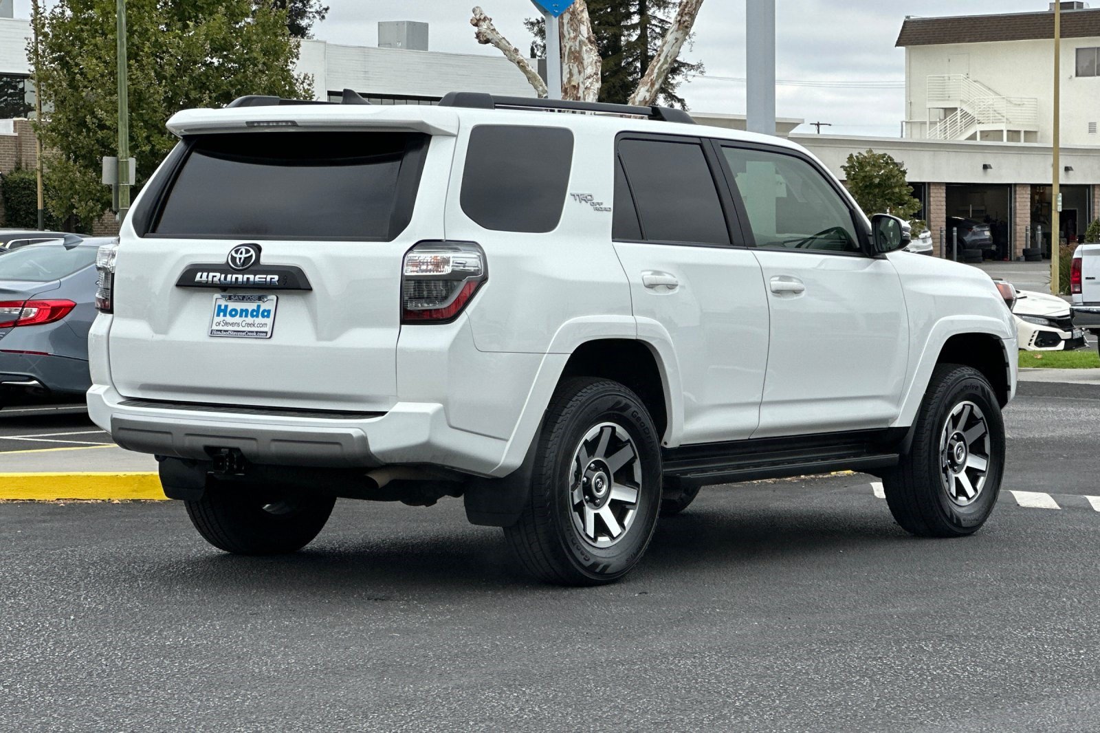 Used 2023 Toyota 4Runner TRD Off-Road Premium w/ Moonroof Package AWD/4WD image 9