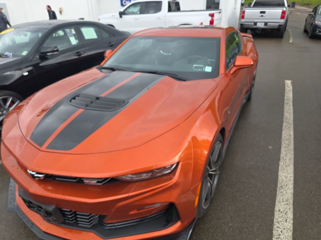 Used 2023 Chevrolet Camaro SS RWD image 10