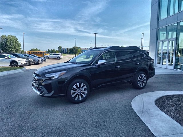 New 2025 Subaru Outback Touring w/ Popular Package #2 image 2