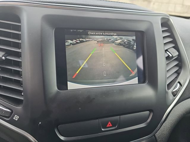 Used 2019 Jeep Cherokee Latitude Plus image 26