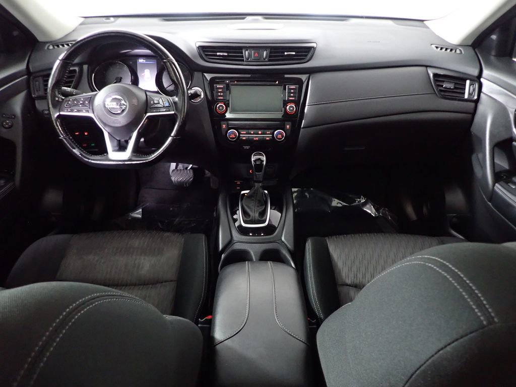 Used 2020 Nissan Rogue SV w/ Sun & Sound Touring Package image 36