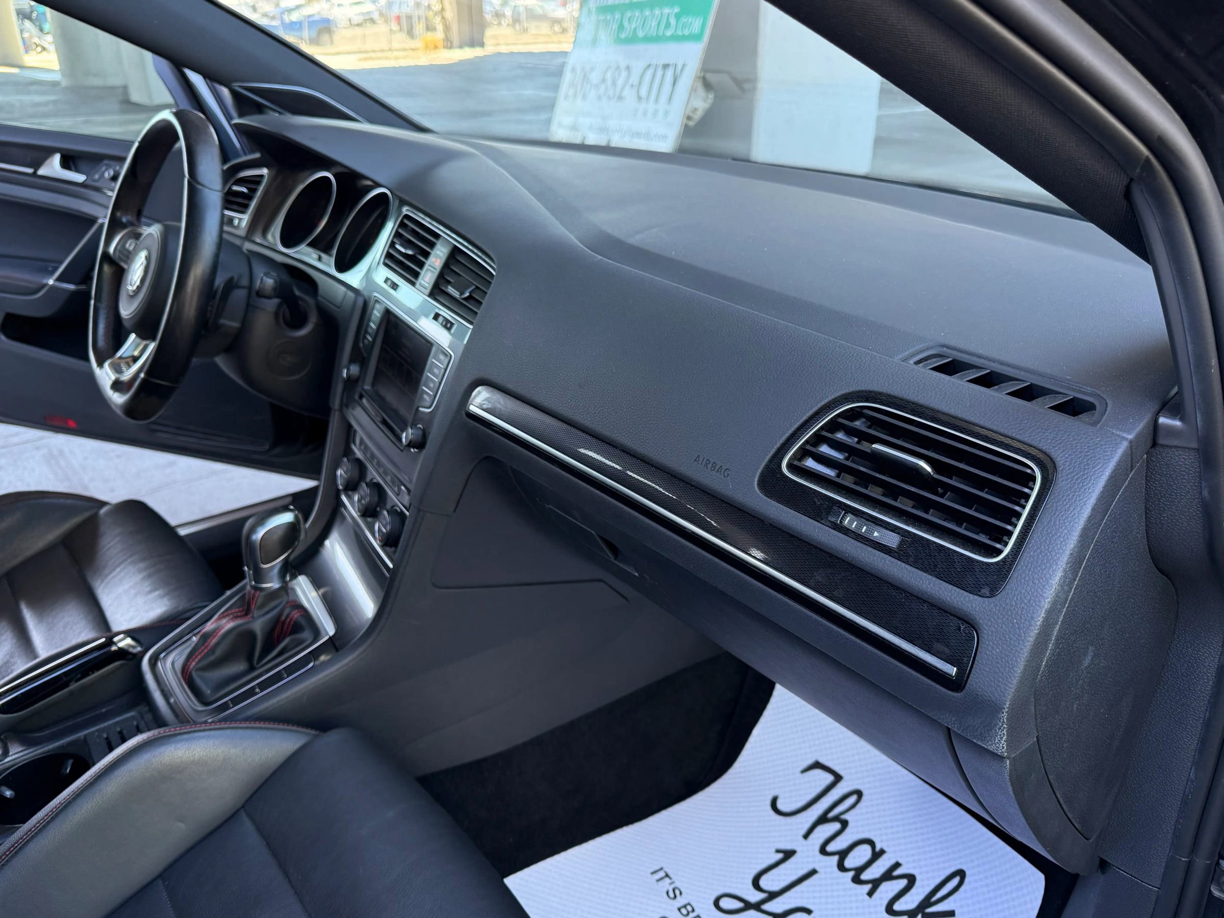 Used 2017 Volkswagen GTI SE image 23