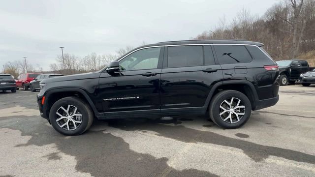 Used 2024 Jeep Grand Cherokee L Limited w/ Luxury Tech Group II image 5