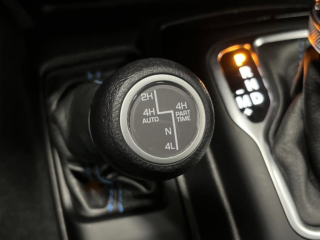 Used 2023 Jeep Wrangler Unlimited Rubicon 4xe AWD/4WD image 21