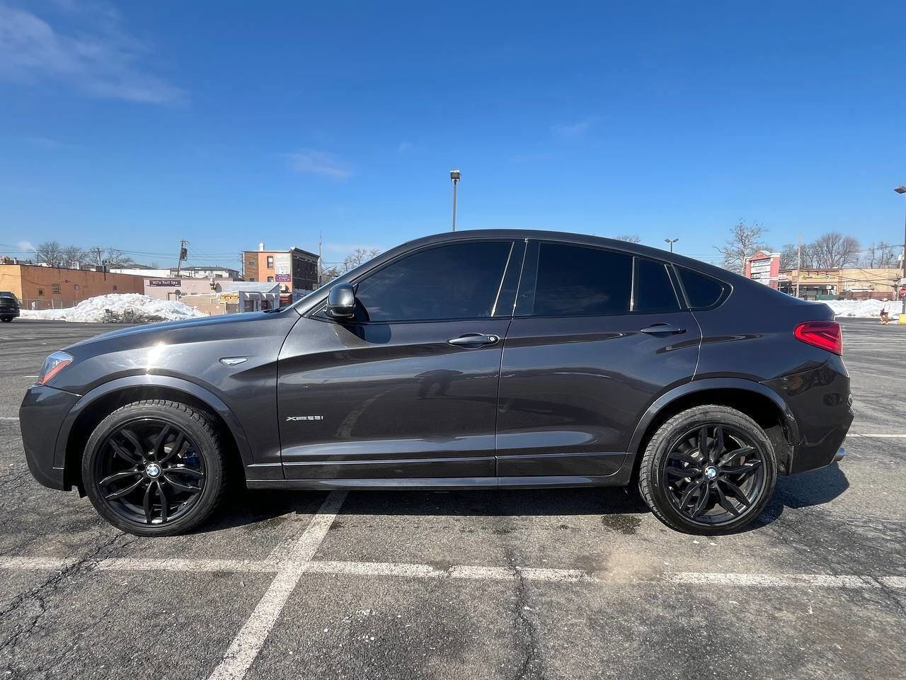 Used 2017 BMW X4 xDrive28i AWD/4WD image 4