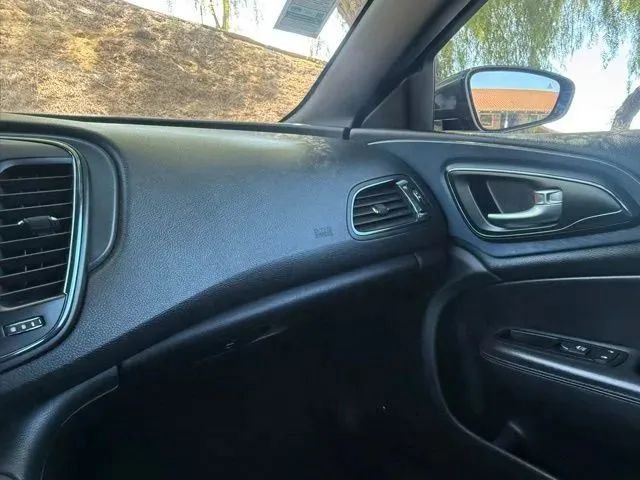 Used 2015 Chrysler 200 S w/ Navigation & Sound Group I FWD image 25