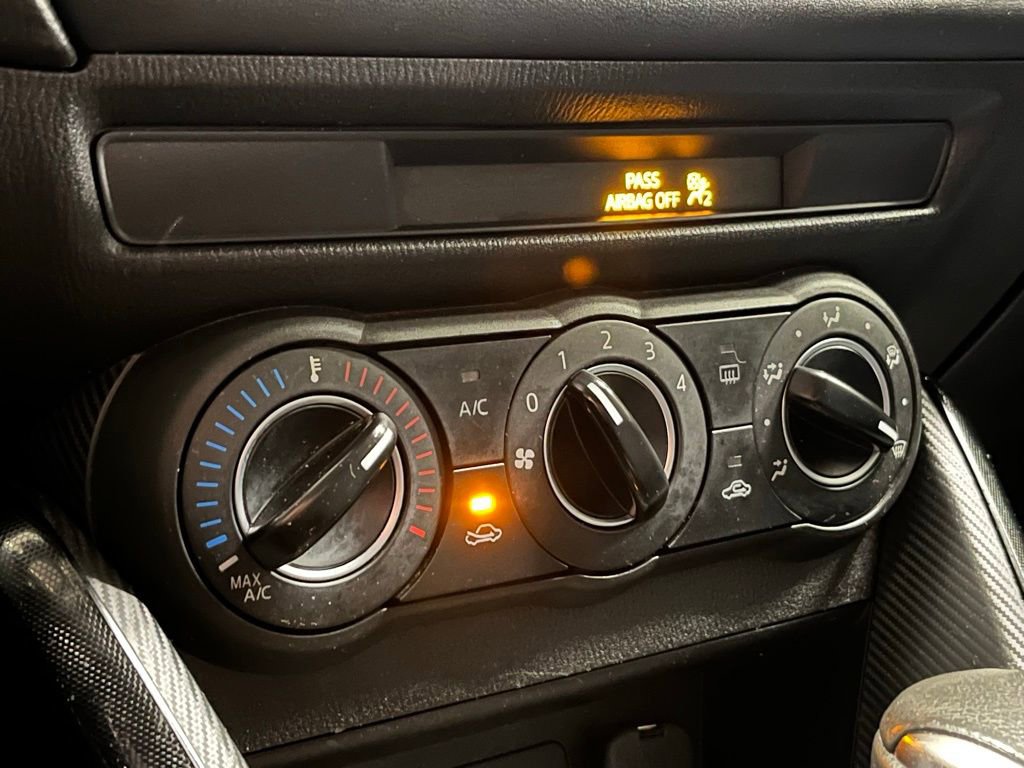 Used 2016 Scion iA Base image 8