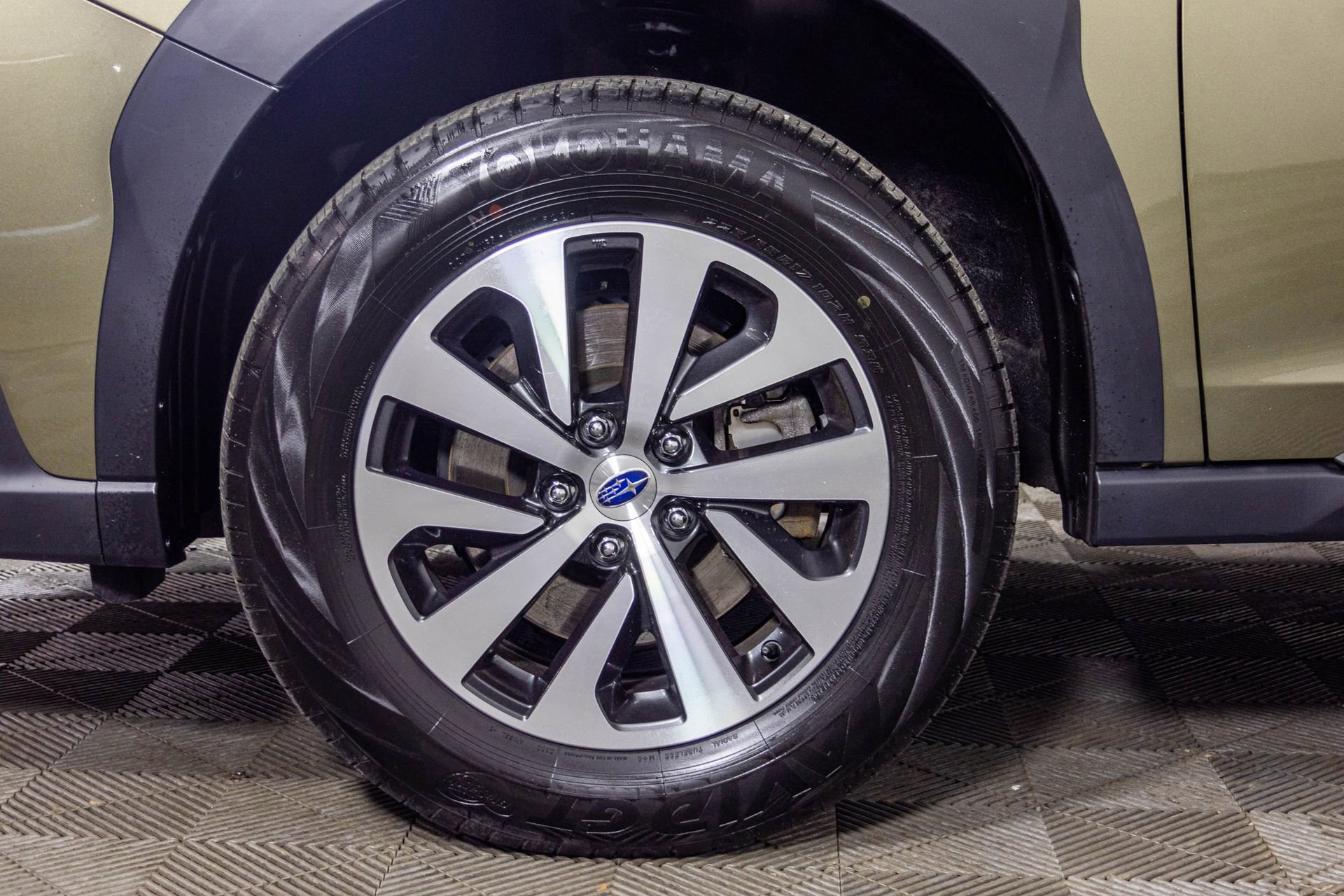 Used 2024 Subaru Outback Premium AWD/4WD image 48