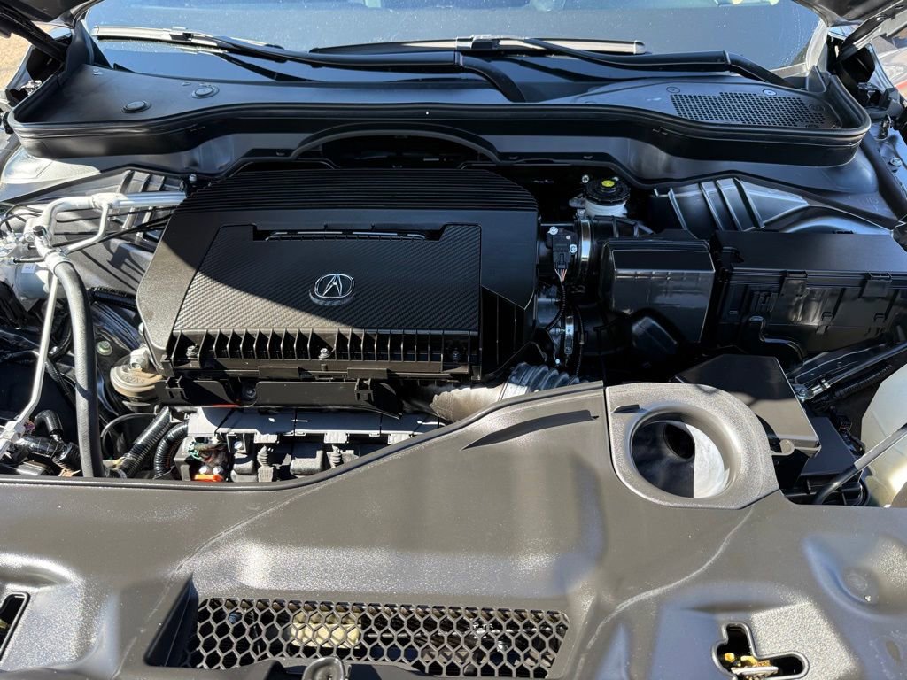 Used 2024 Acura MDX SH-AWD w/ Technology Package image 11