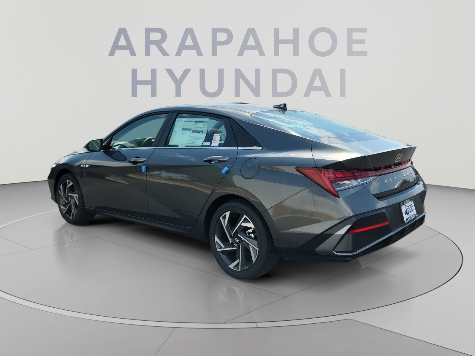 New 2026 Hyundai Elantra Limited FWD image 3