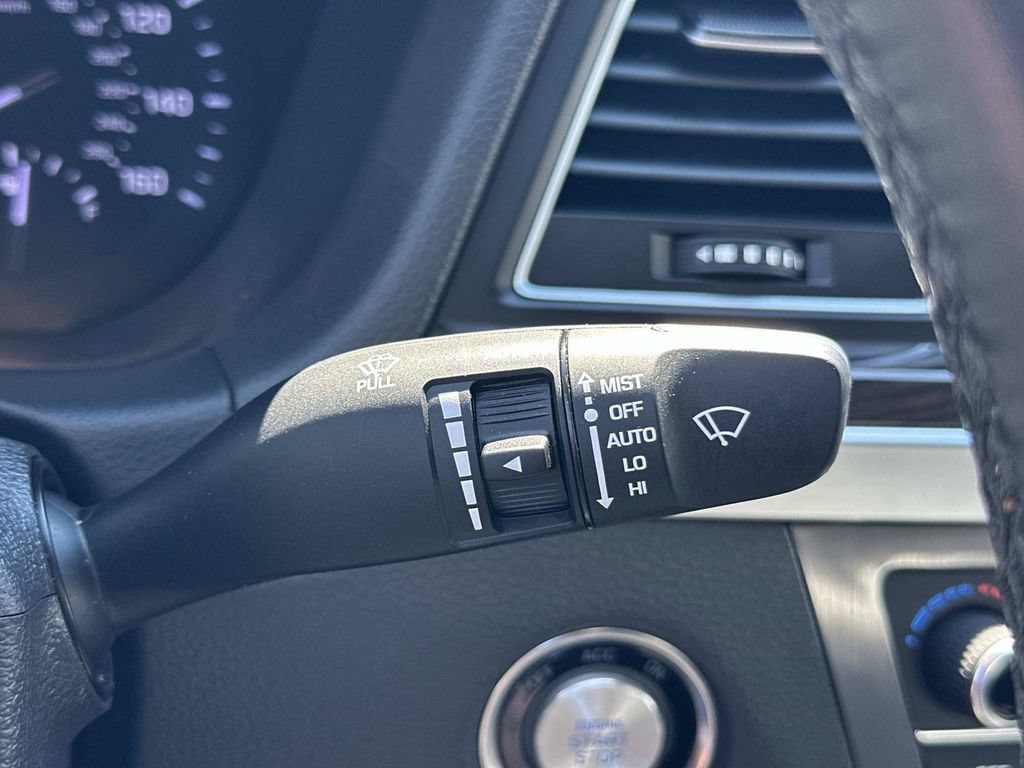 Used 2019 Genesis G80 3.8 AWD/4WD image 23