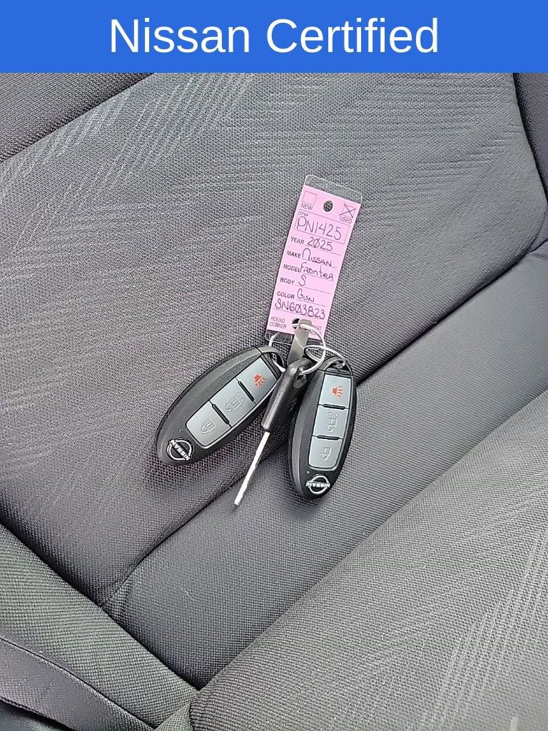 Used 2025 Nissan Frontier S image 21