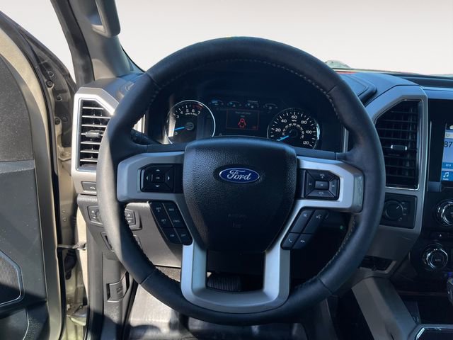 Used 2017 Ford F150 Lariat image 12