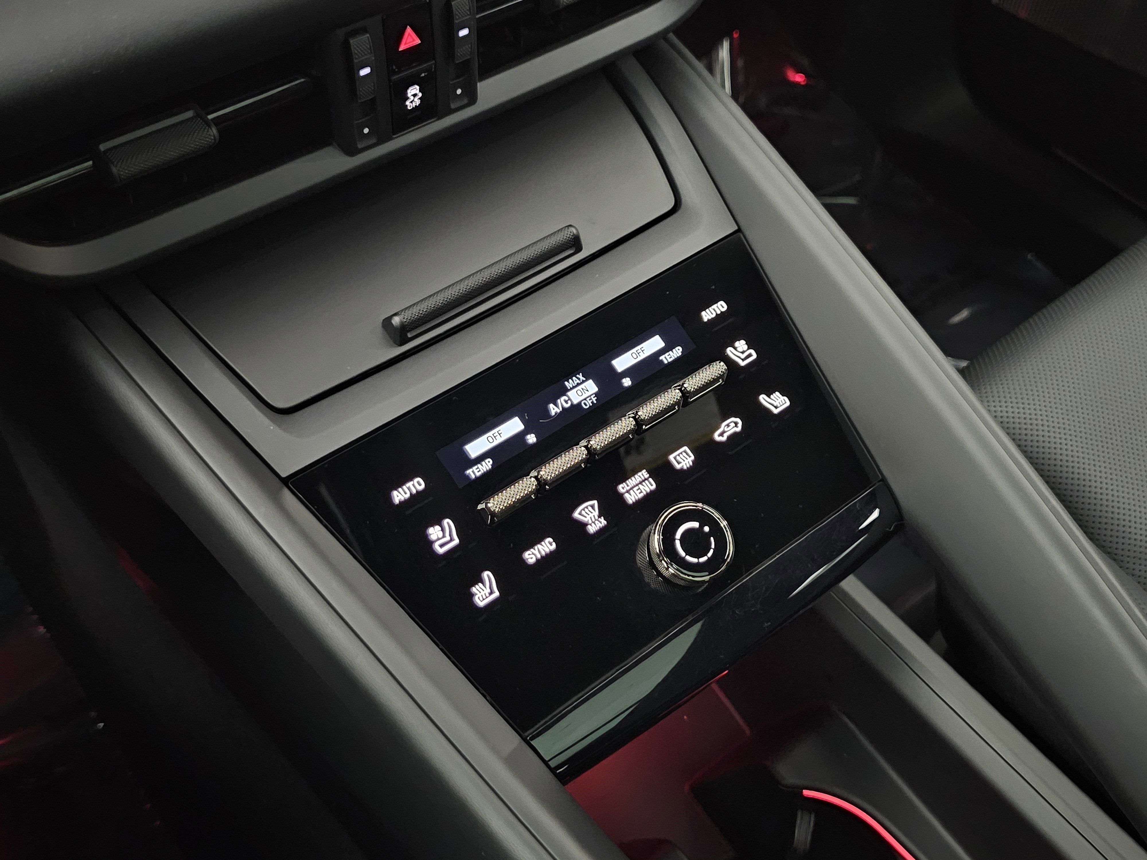 Used 2025 Porsche Macan Turbo Electric image 42