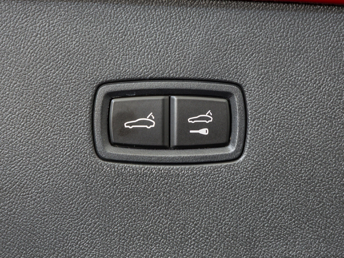 Certified 2026 Porsche Cayenne S AWD/4WD image 42