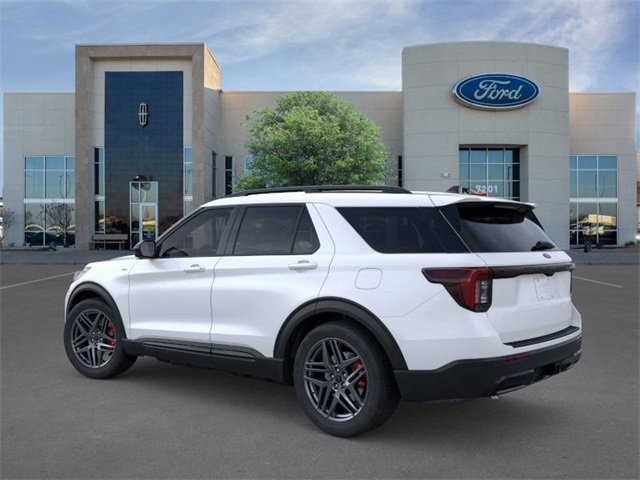 New 2026 Ford Explorer ST-Line w/ ST-Line Street Pack image 4