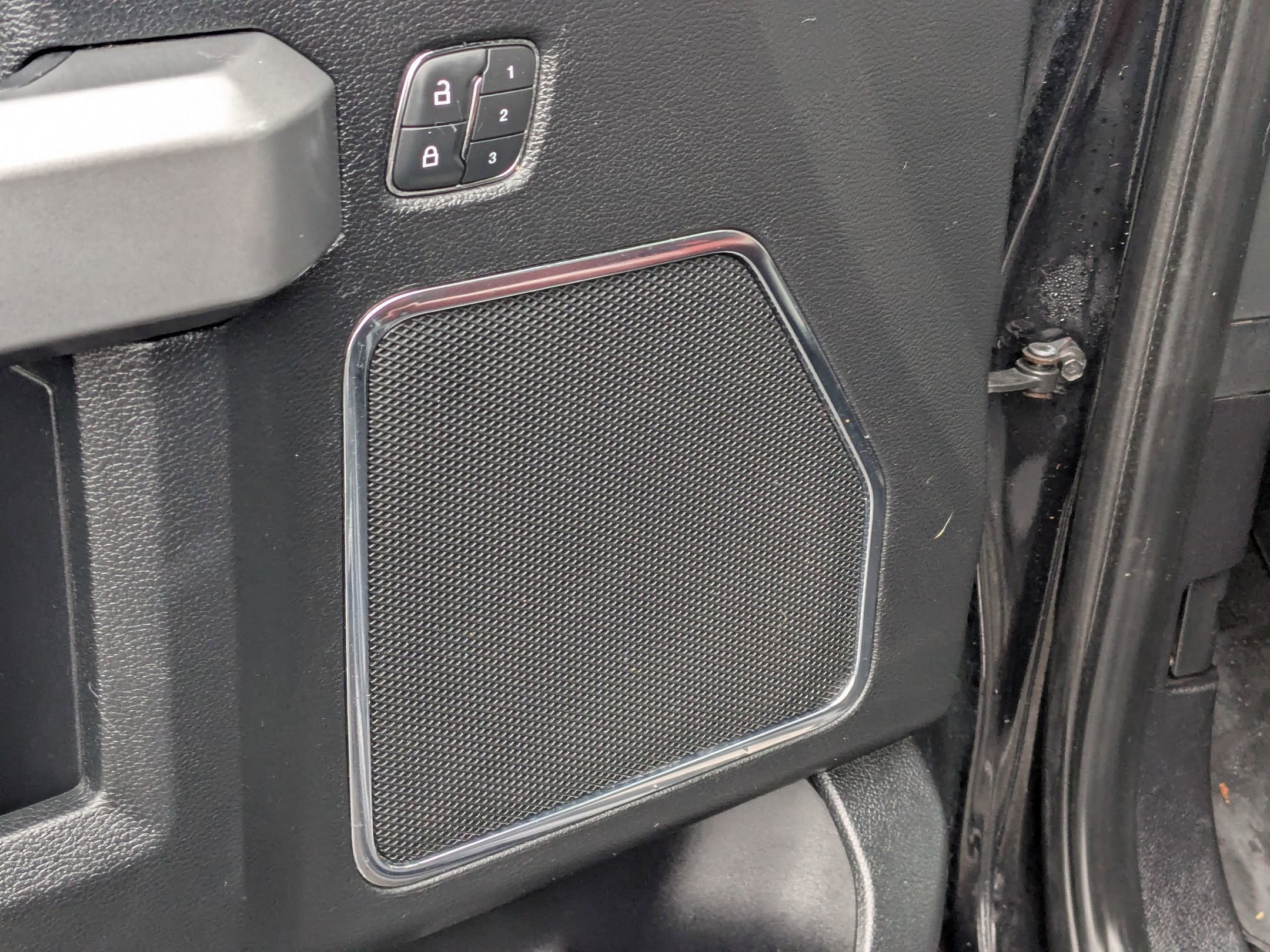 Used 2019 Ford F350 Platinum w/ Platinum Ultimate Package image 11