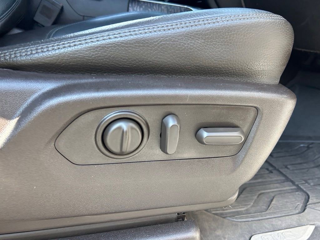 Used 2019 GMC Sierra 1500 Denali w/ Denali Ultimate Package AWD/4WD image 62
