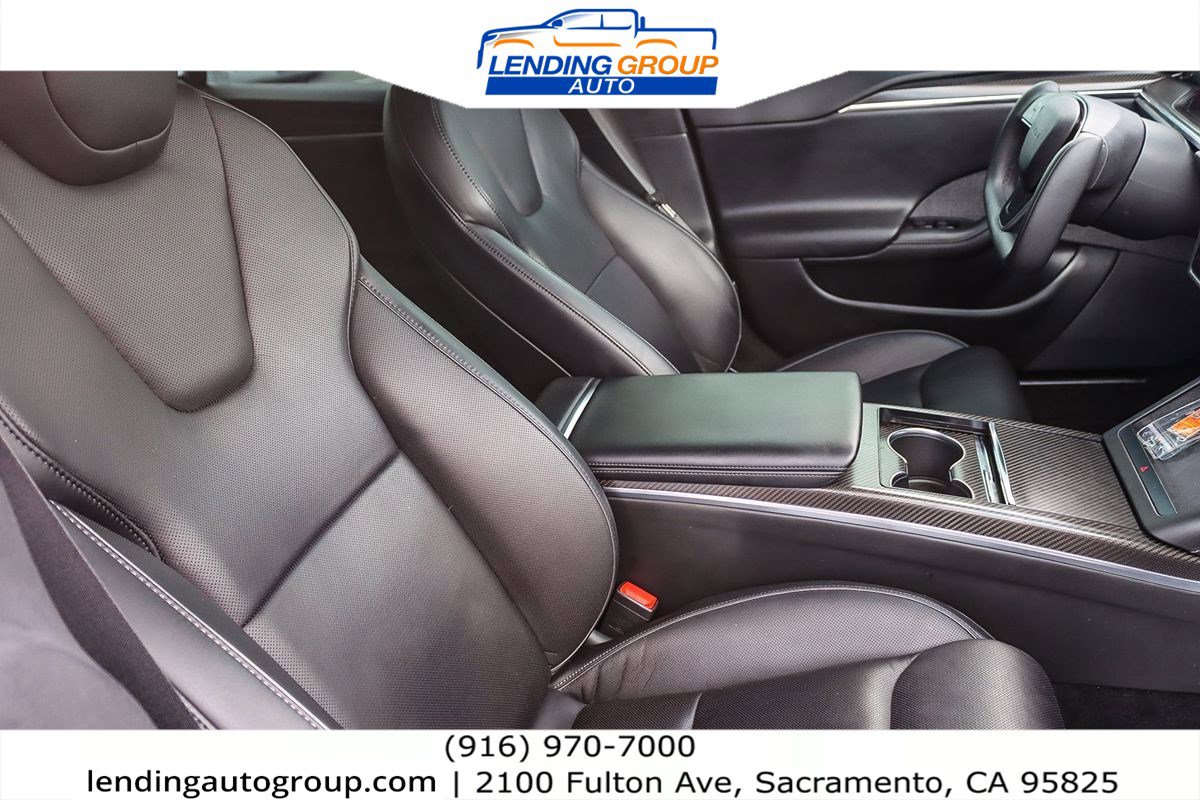 Used 2021 Tesla Model S Plaid image 12