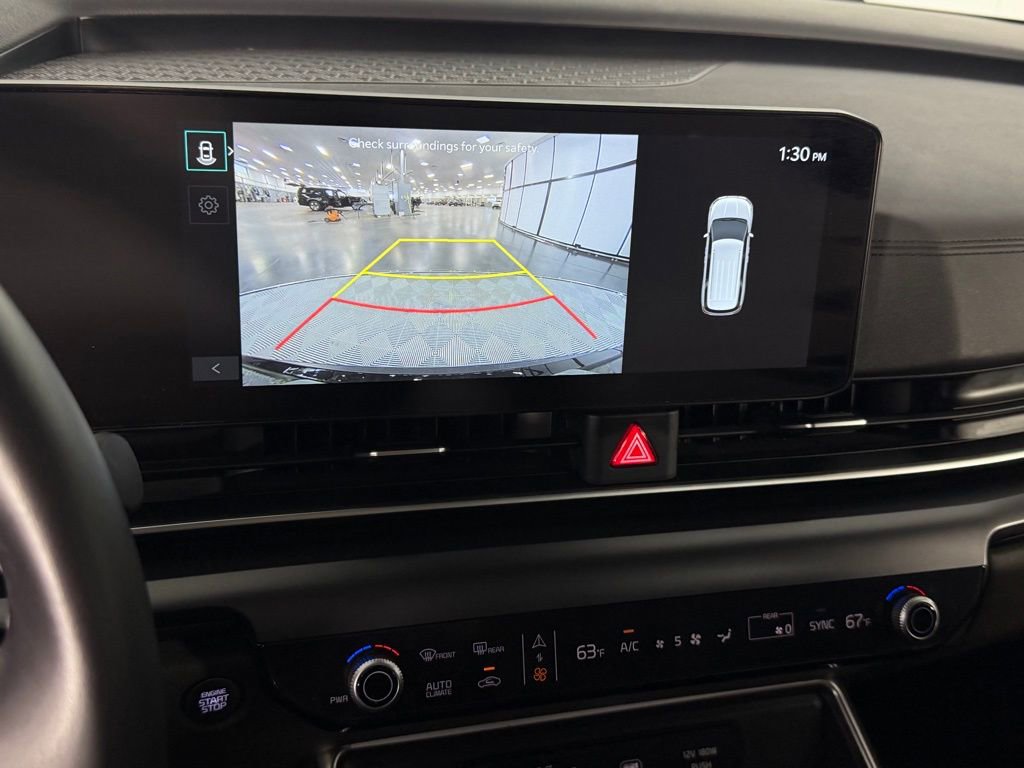 Used 2025 Kia Carnival image 20