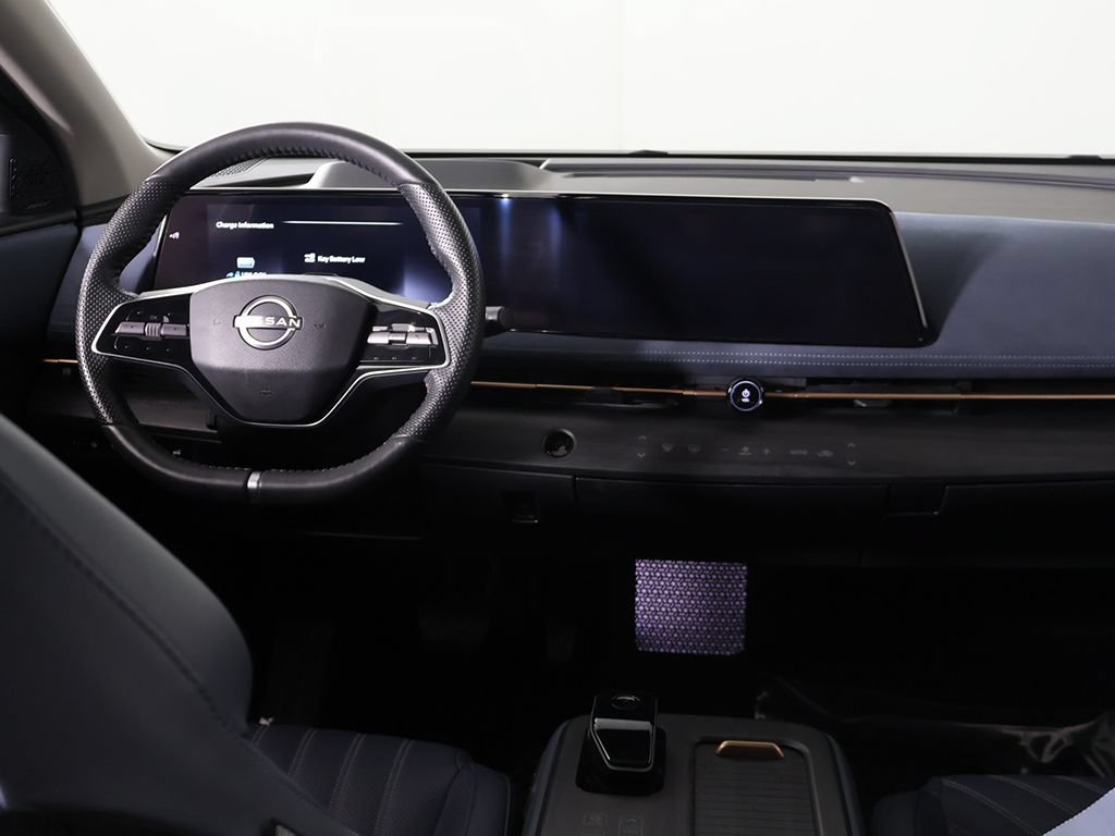 Used 2024 Nissan Ariya AWD image 36
