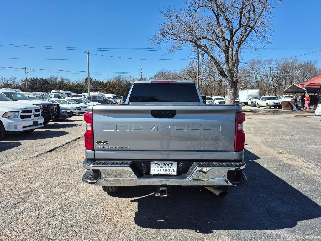 Used 2024 Chevrolet Silverado 2500 W/T w/ WT Convenience Package image 4