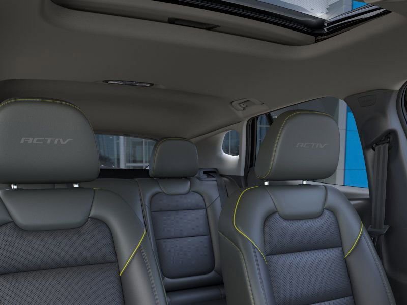 New 2026 Chevrolet Trax ACTIV w/ Sunroof Package FWD image 25