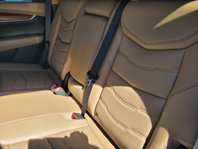 Used 2017 Cadillac XT5 Platinum w/ Driver Assist Package image 15