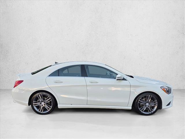 Used 2015 Mercedes-Benz CLA 250 image 4