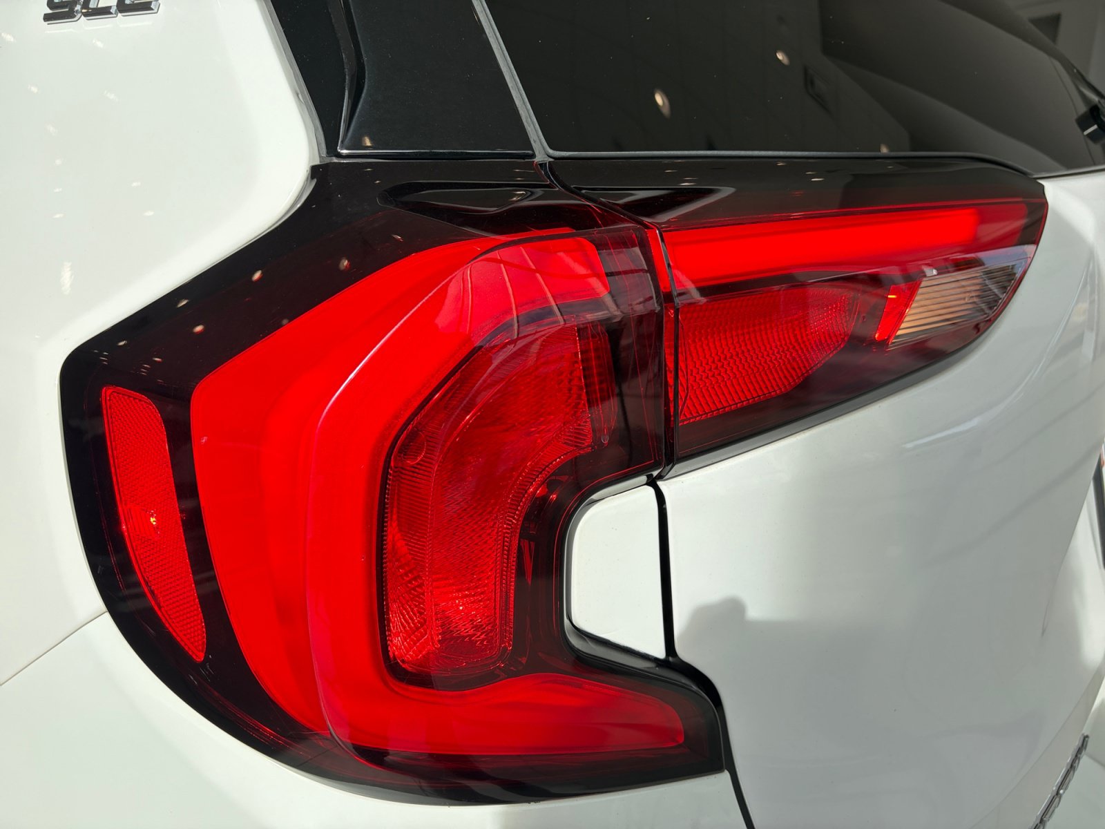 Used 2018 GMC Terrain SLE FWD image 27