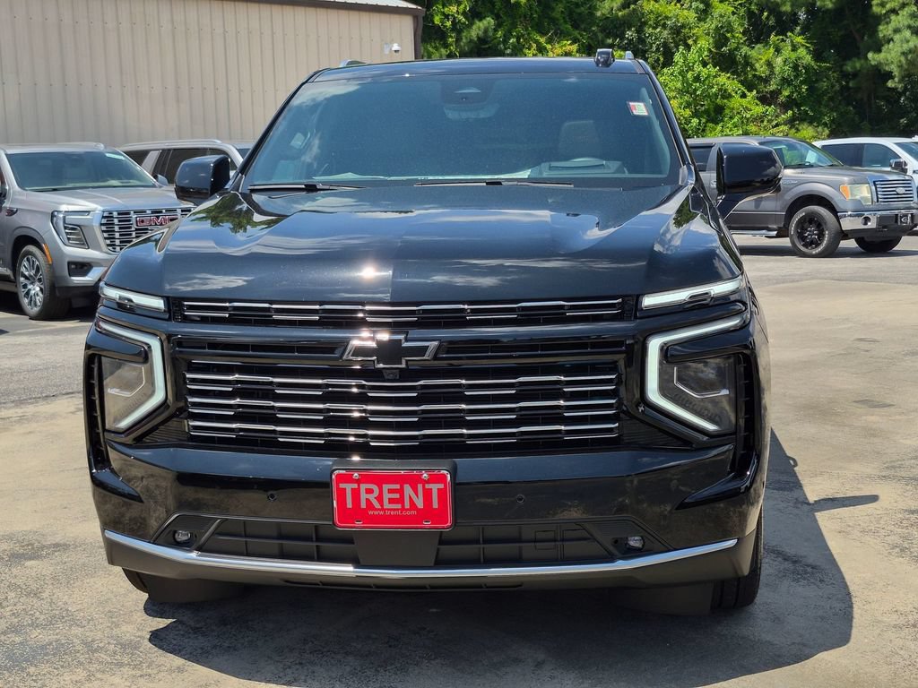 Used 2026 Chevrolet Tahoe High Country AWD/4WD image 2