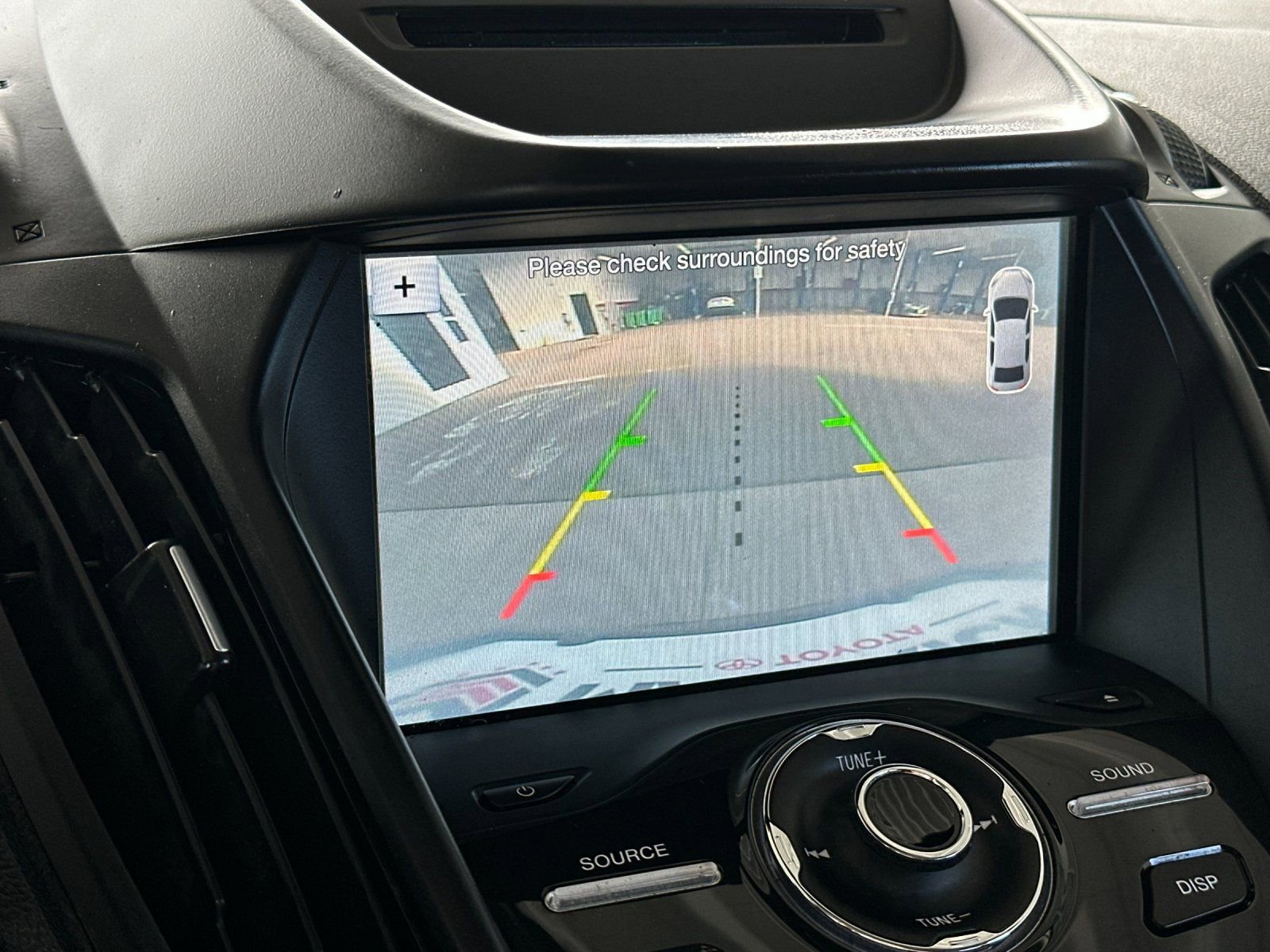 Used 2018 Ford Escape Titanium image 18