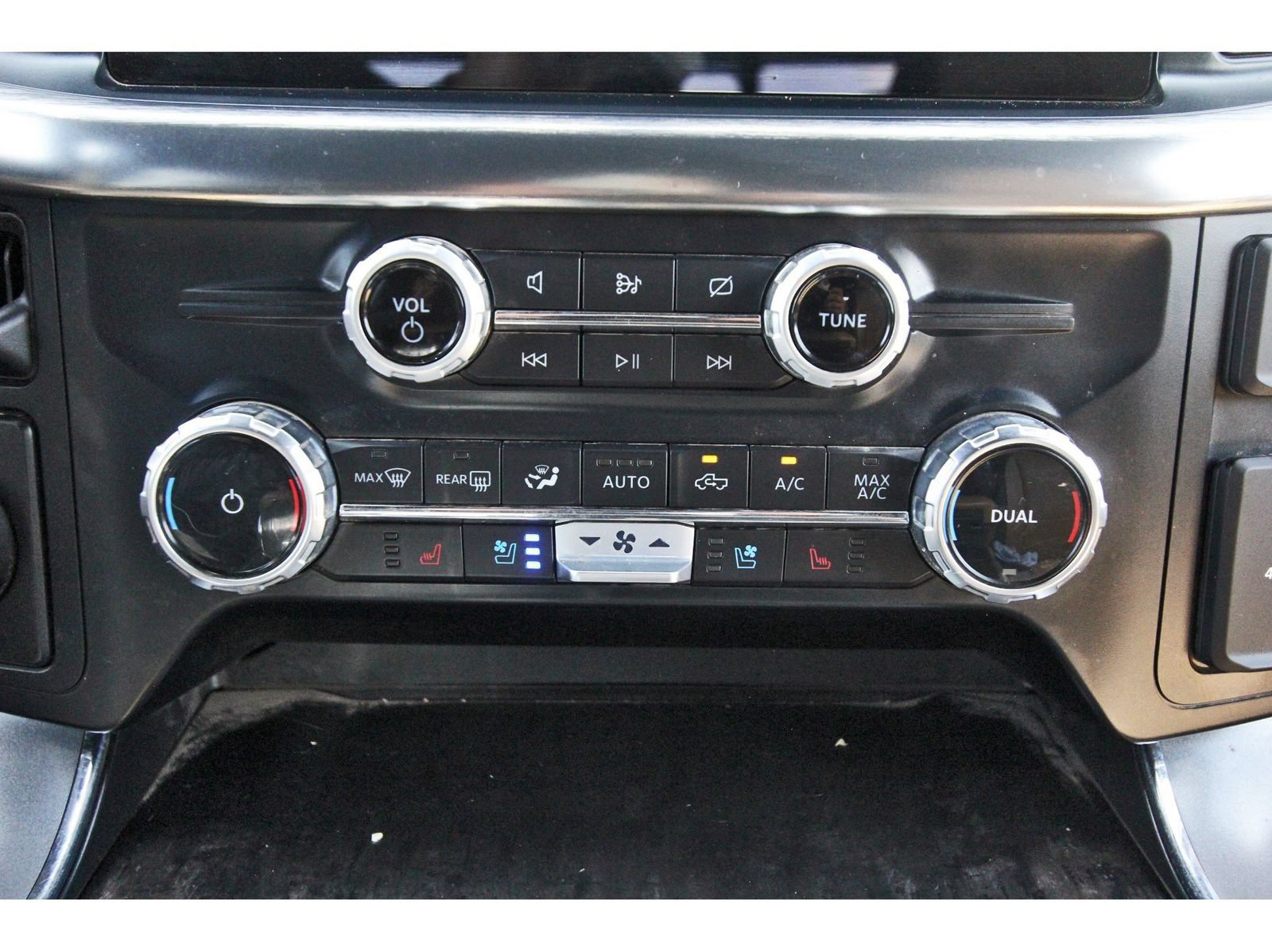 Used 2023 Ford F150 Lariat RWD image 28