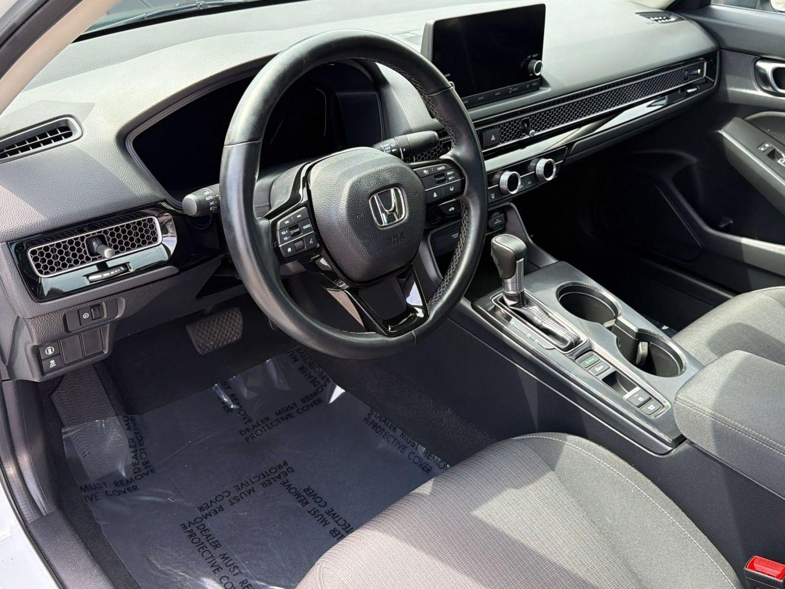 Used 2022 Honda Civic EX image 4